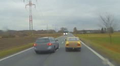 Nebezpečné předjíždění! Řidič jen těsně minul kamion