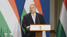 Evropa si hraje s ohněm, do třetí světové nás nedotlačí, hřmí Orbán