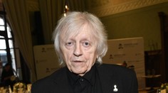 Václav Neckář přiznal, že na tom není dobře. Po mrtvici má problém se hýbat