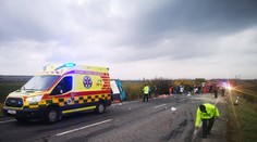 Policie zveřejnila jména obětí tragické srážky u Nitry. Nejmladší bylo 15 let