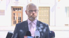 Ministr Plaga konečně řekl, za jakých podmínek se děti vrátí do škol