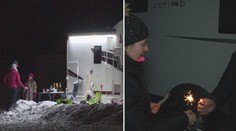 Silvestr bez hotelů. Desítky lidí oslavovaly Nový rok v karavanech