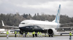 Boeing vyplatí rodinám obětí nehod 737 MAX milionové odškodné