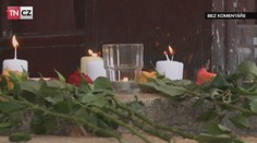 Den poté: Místa útoku se proměnila v pietní shromáždění. VIDEO