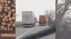 Kamioňák na Vysočině předjížděl jako smyslů zbavený. Plné čáry si nevšímal
