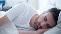 Tyto dvě chyby zvyšují riziko infarktu. Vědci radí, čeho se před spaním vyvarovat