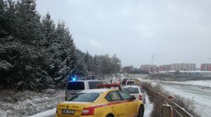POZOR! Česko zasypal sníh. Na ledovce bouraly desítky aut