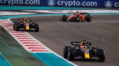V Abú Dhabí vyhrál opět Verstappen, Leclerc si dojel pro titul vicemistra