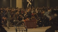 VIDEO: Tisíce demonstrantů obsadily mezinárodní letiště v Barceloně