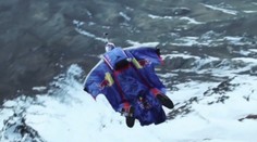 VIDEO: Jak vypadá skok z Kilimandžára? Letěl jako Superman