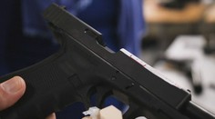 Vláda ve Švédsku chce přitvrdit. Navrhuje vězení už pro 13leté pachatele