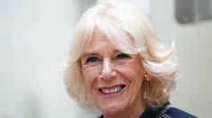 Camilla má zdědit prokletou korunu! Tajuplná legenda nahání strach