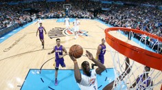 Noc v NBA patřila domácím. Roli favorita zvládla jen Oklahoma