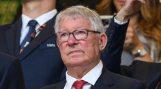 Neštěstí pro sira Fergusona. Po zkáze United se musí vypořádat s další tragédií