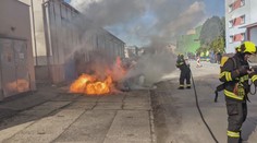Nečekaná příčina požáru auta. Hasiči prý něco podobného nepamatují