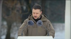 Rusko bude poraženo stejně jako nacismus, řekl Zelenskyj ke Dni vítězství