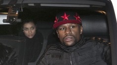 Na Mayweathera stříleli z auta! Odnesl to jeho bodyguard