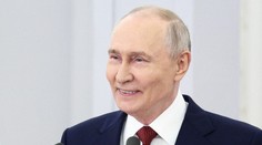 Putin se nečekaně objevil v davu lidí. Prozradil o Rusku víc, než by chtěl