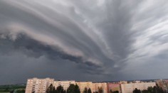Páteční bouře mohla být středně silné derecho. Největší sílu měla na Plzeňsku