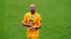 Reina splnil úkol a vychytal záchranu. Spurs vybojovali Evropskou ligu