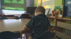 Čím dál víc mladých lidí neplánuje děti. Upřednostňují kariéru a cestování