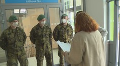Situace s covidem v Česku se zhoršuje. V některých nemocnicích pomáhají vojáci