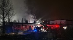 Na žižkovském nádraží hořelo. Zasahovalo několik jednotek hasičů