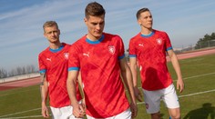 Fotbalová reprezentace představila nové dresy na EURO. Každý je originál