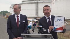 Do Česka stále teče ruská ropa za miliardy. Je to výhodné, řekl ekonom