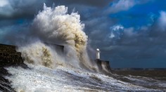Na Evropu se žene bouře Darragh. Meteorologové varují před extrémním počasím