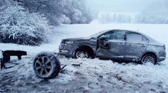 Tragická nehoda na Kroměřížsku. Taxikář zemřel po nárazu do stromu
