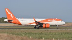 Letadlo bylo těžké. Pět lidí muselo nedobrovolně vystoupit, aby kapitán nezrušil let