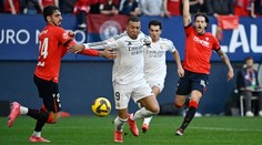 Real dohrával v deseti a ztratil. Atlético nevyužilo šanci jít do čela