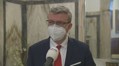 Havlíček představil detaily pro rozvolňování. Kadeřníci budou mít štít