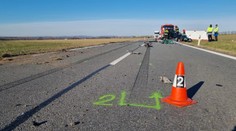 Tragická srážka auta s náklaďákem. Řidička při předjíždění zemřela