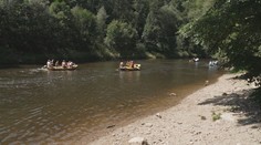 Návrat letního počasí zvýšil návštěvnost kempů i památek. Teplo bude i nadále