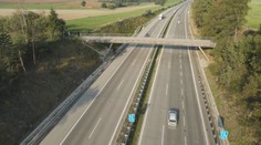 Chátrající most na D1 stále nešel k zemi. Demolici odložilo zimní počasí