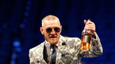 McGregor prodal svou whiskey! Inkasoval přes tři miliardy korun