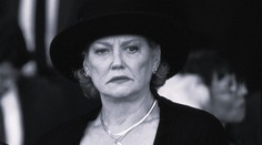Zemřela herečka ze slavných gangsterek. Suzanne Shepherdové bylo 89 let