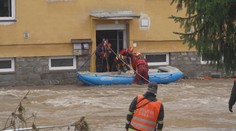 Hasiči vyhlásili evakuaci, lidé v zatopených oblastech je často odmítli poslechnout