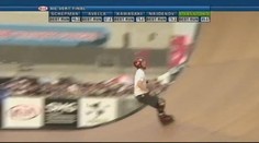 VIDEO: Tihle frajeři to na bruslích v U-rampě dokážou opravdu rozjet