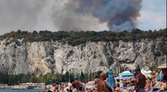 Velký požár ohrožoval italská letoviska, museli uzavřít i dálnici na Terst