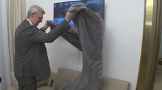 Dlouhé jednání Sněmovny se neobešlo bez kuriozit. Přijďte na pivo, zval Havlíček