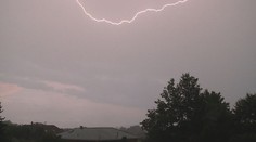 ČHMÚ zpřísnil výstrahu. Bouřky budou silnější, hrozí i povodně! MAPY