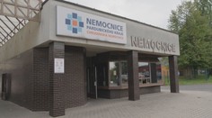Chrudimská porodnice nepřijímá rodičky. Onemocněl primář, náhrada za něj zatím není