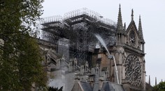 Notre Dame v ohrožení: Stěny katedrály po požáru praskají!