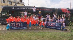 Sokolové se připravují na slet. Do ulic vypravili speciální tramvaj