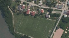 Šílené hřiště! Útočili jsme na širší půlku, směje se kouč