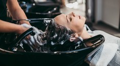 Kadeřnictví zdražují. Nejvíce si připlatí muži, vyšší částku ale zaplatí i ženy