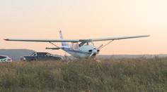 Pilota obvinili kvůli nízkému průletu a přetrhání vedení! Nevím, proč to řeší, řekl
